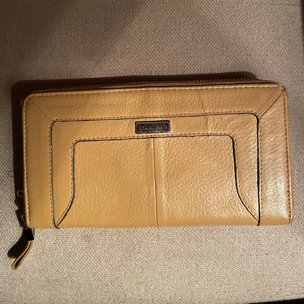 Vintage Tignanello Tan Leather Zip-Around Wallet